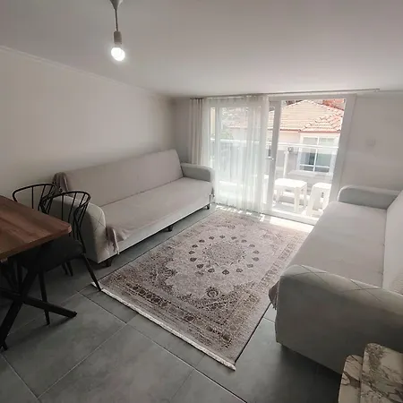 Apartment Yes 5 Merkez *